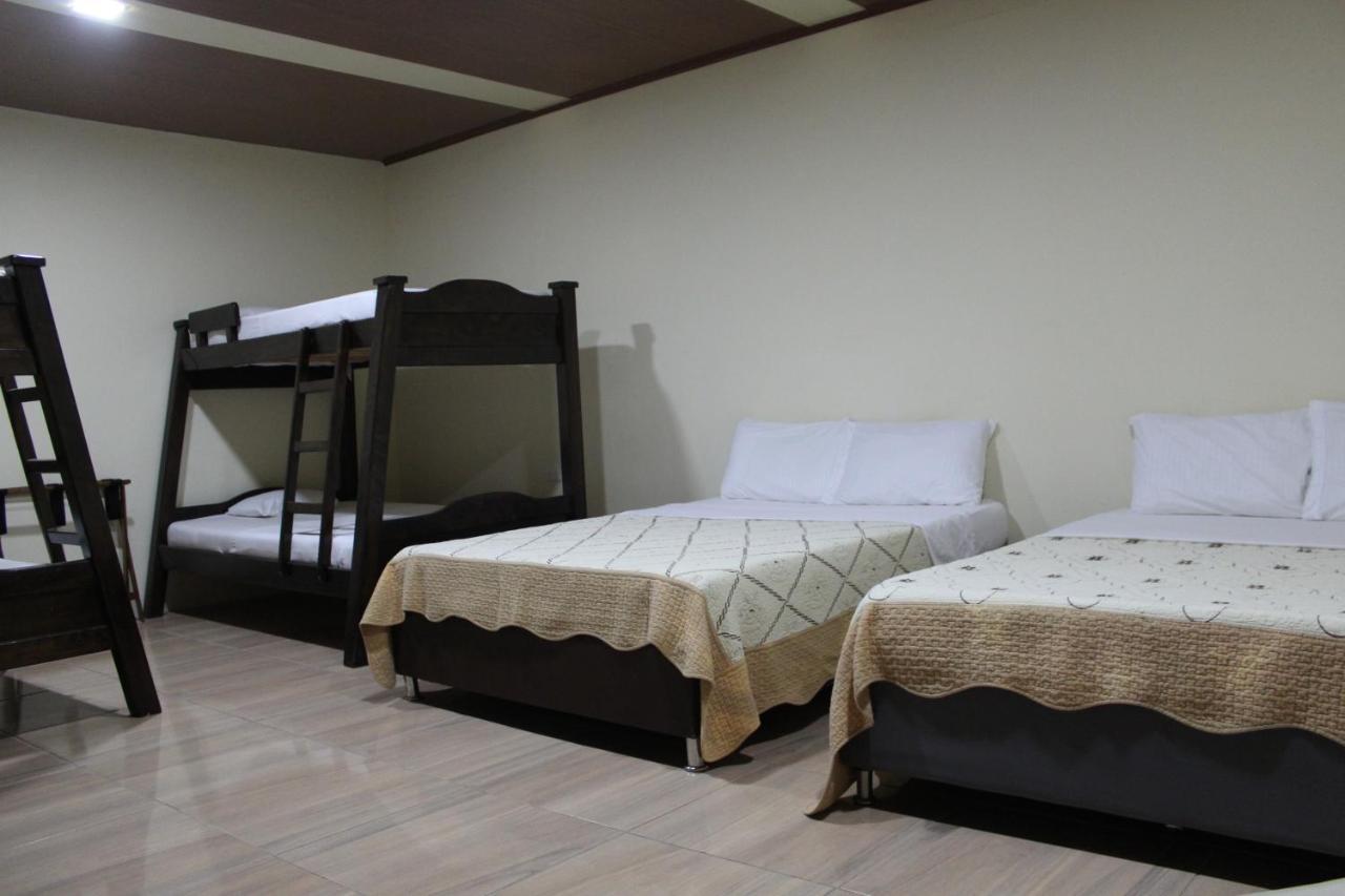Find Land & A Rest Hotel Filandia Bagian luar foto