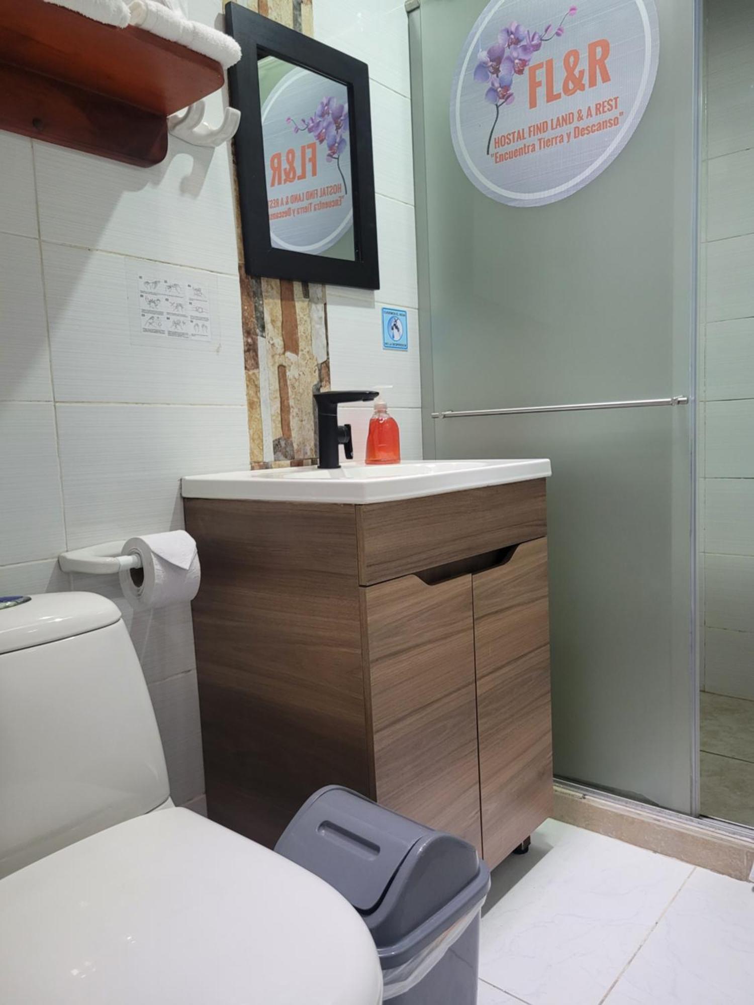 Find Land & A Rest Hotel Filandia Bagian luar foto